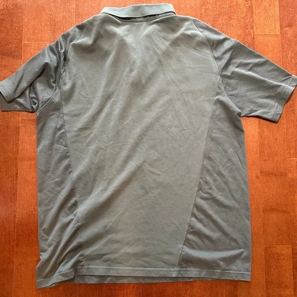 Adidas Chicago Charcoal Polo Shirt with Black Accents - Picture 4 of 4